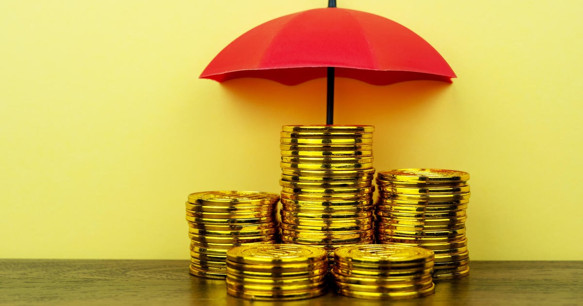 Three Safe Ways to Invest in Gold Amid May 2025 Economic Shifts Three Safe Ways to Invest in Gold Amid May 2025 Economic Shifts