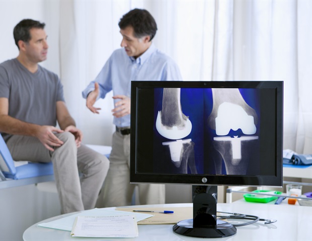 AI Study Wins Award for Advancing Pain Prediction After Knee Replacement AI Study Wins Award for Advancing Pain Prediction After Knee Replacement