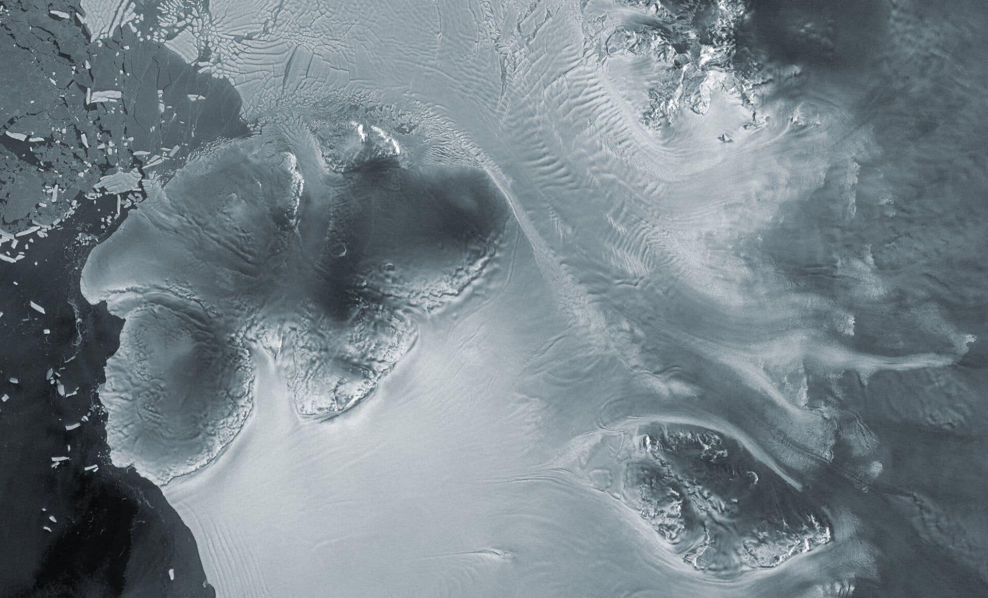 New Study Reveals ‘Ice Piracy’ Phenomenon Accelerating Glacier Loss in West Antarctica