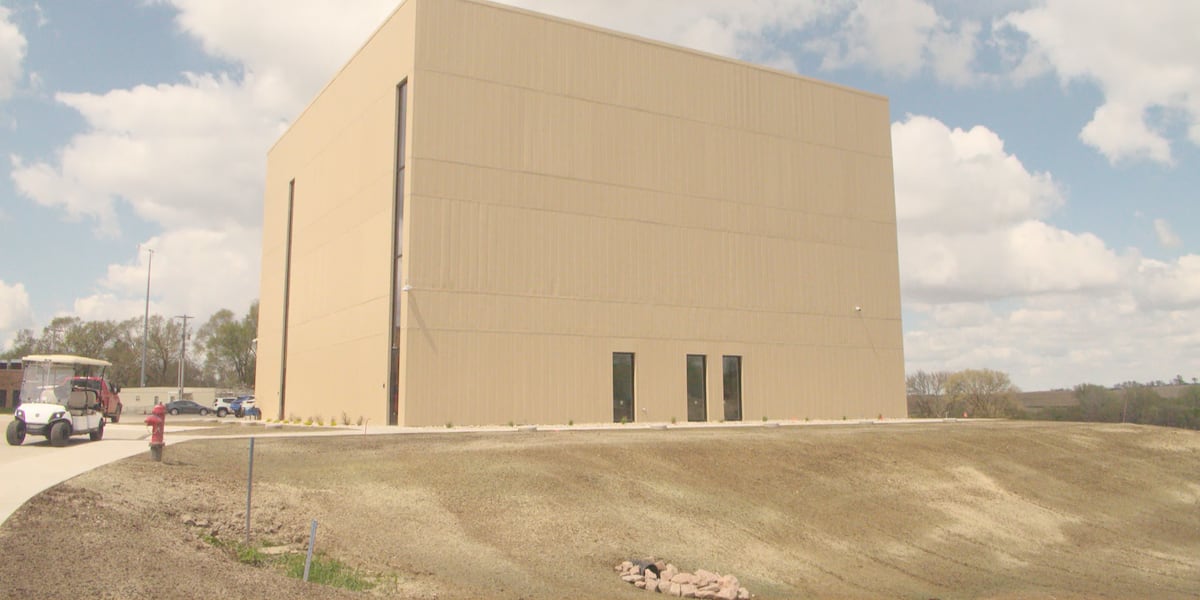 Little Priest Tribal College Unveils New $6 Million Science Building