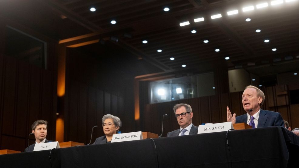 Tech Leaders Urge Lawmakers to Boost Exports and Infrastructure to Beat China in AI Race