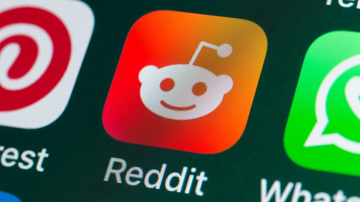 Reddit CEO Steve Huffman Describes Users as ‘Scrollers’ and ‘Seekers’