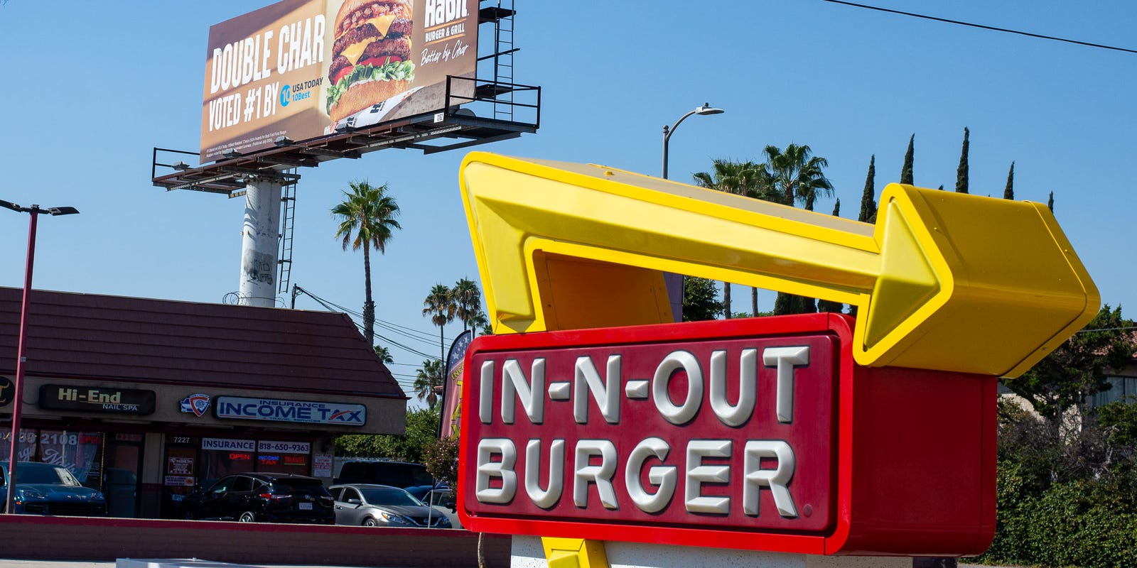 In-N-Out to Eliminate Red Dye 40 from Pink Lemonade and Strawberry Shakes In-N-Out to Eliminate Red Dye 40 from Pink Lemonade and Strawberry Shakes
