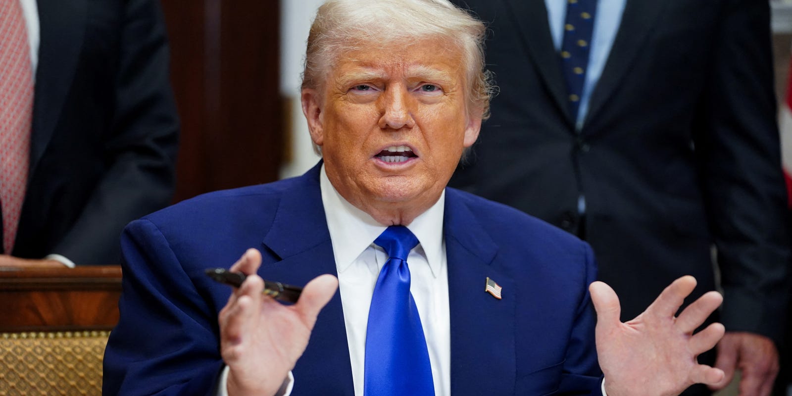 Trump Urges Drug Companies to Cut Prices Voluntarily or Face Regulation Trump Urges Drug Companies to Cut Prices Voluntarily or Face Regulation