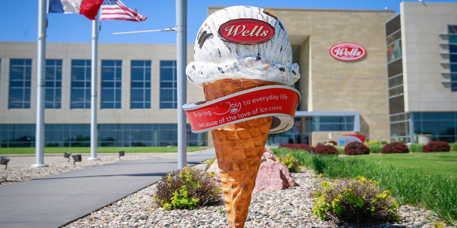 Well Enterprises Recalls Over 17,000 Tubs of Ice Cream Due to Potential Plastic Contamination