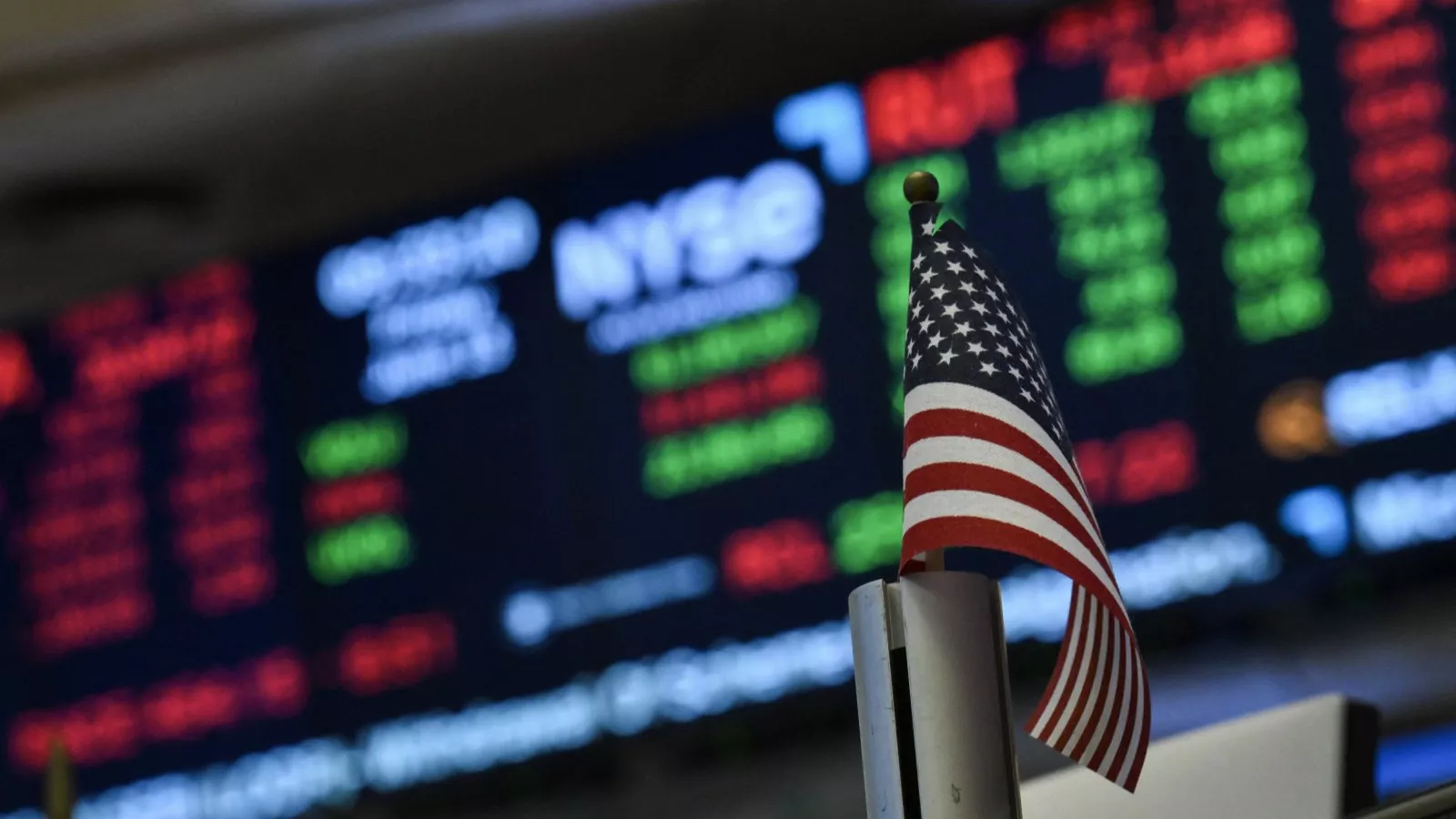 Survey Finds Over 25% of Americans Fear Imminent Wall Street Meltdown Survey Finds Over 25% of Americans Fear Imminent Wall Street Meltdown