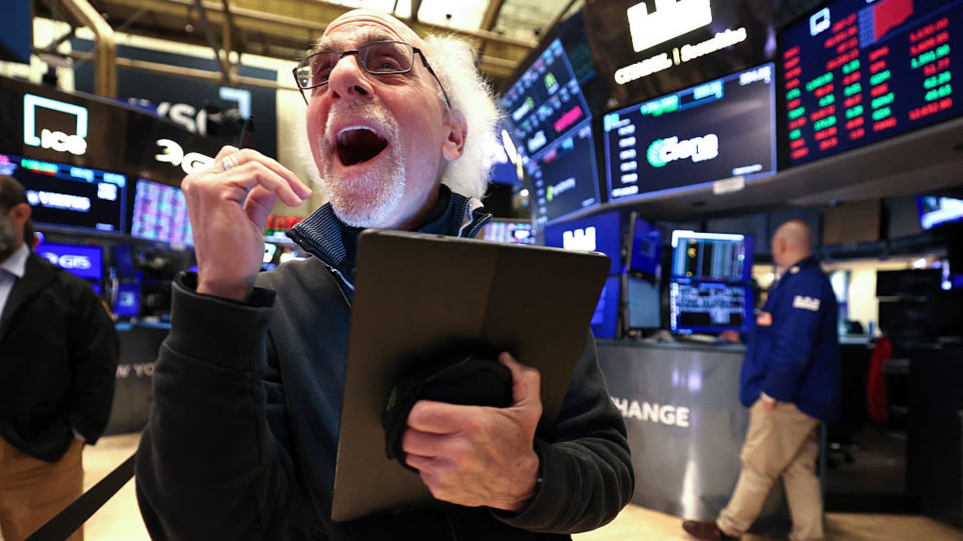 S&P 500 and Nasdaq Reach Record Highs Amid Market Rebound S&P 500 and Nasdaq Reach Record Highs Amid Market Rebound