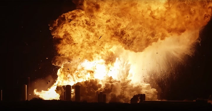 SpaceX Starship Suffers Another Explosion During Test Flight, Raising Concerns Over Mars Plans SpaceX Starship Suffers Another Explosion During Test Flight, Raising Concerns Over Mars Plans