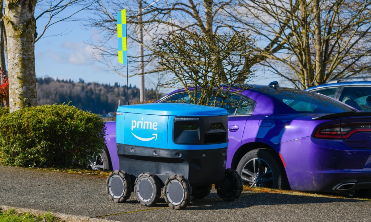 Amazon Unveils Latest AI Projects Focused on Robotics, Last-Mile Delivery, and Supply Chain Management Amazon Unveils Latest AI Projects Focused on Robotics, Last-Mile Delivery, and Supply Chain Management