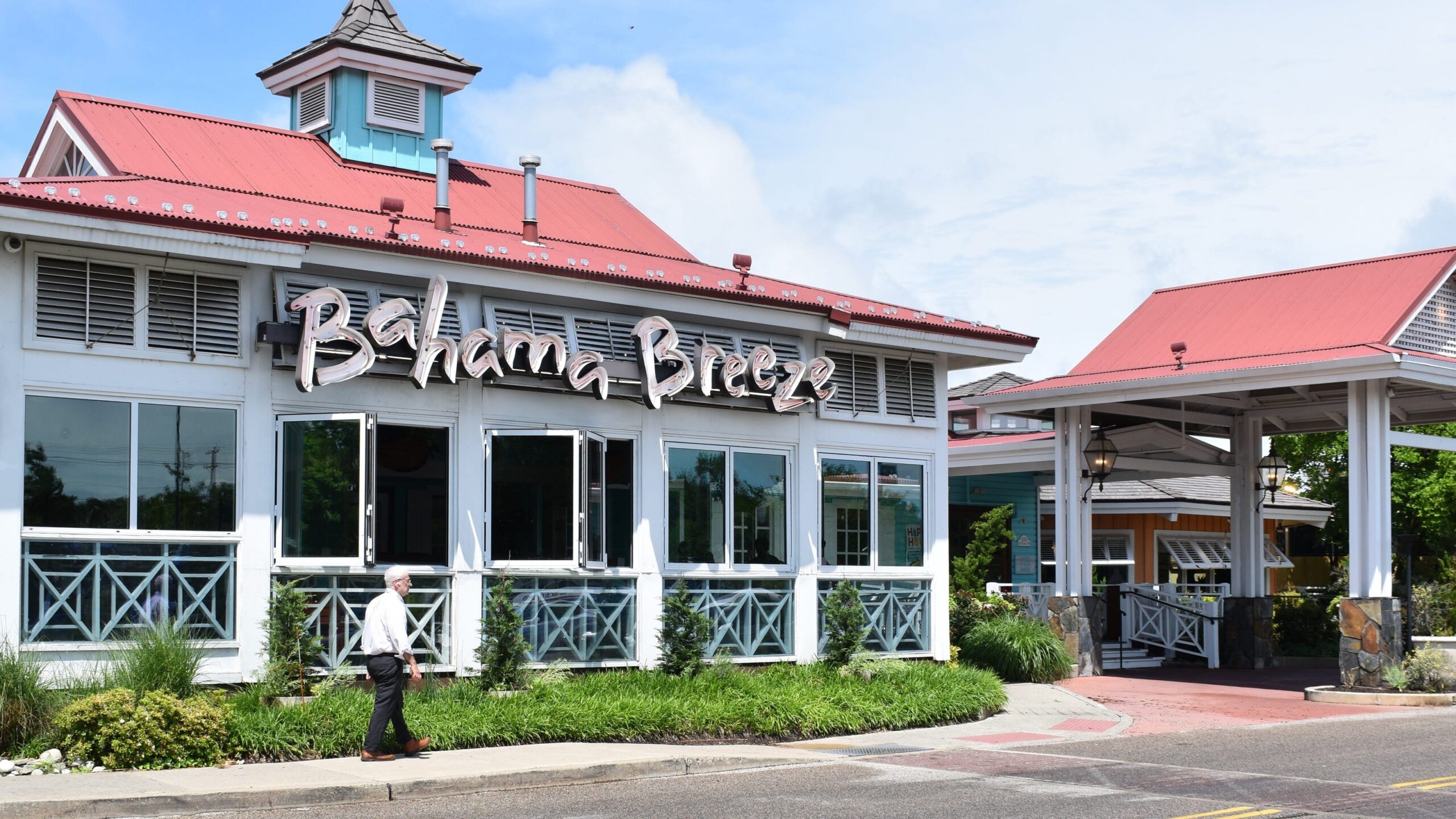 Future of Bahama Breeze in Question After Multiple Restaurant Closures